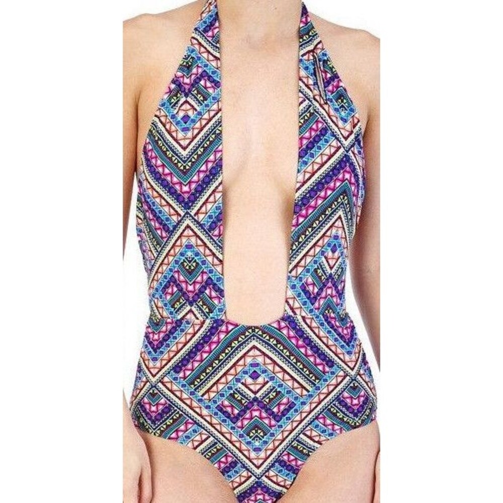 NWT MARILYN MONROE WOMENS NYLON HALTER ONE PIECE SWIMSUIT SIZE L